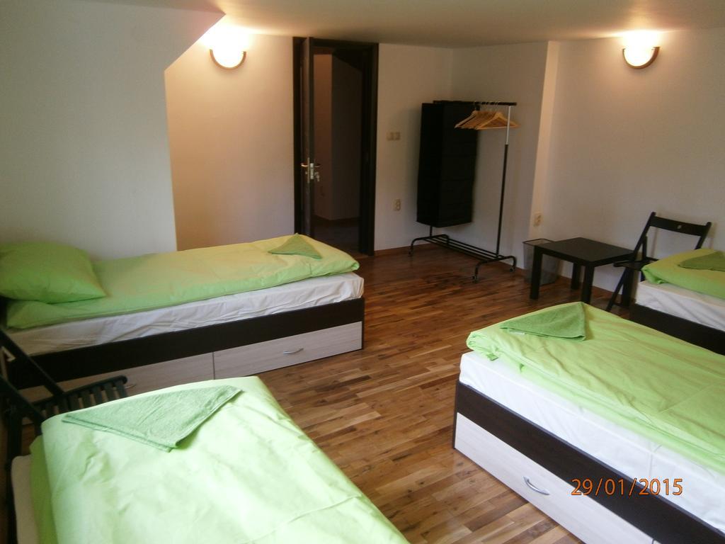 Ivory Tower Hostel صوفيا الغرفة الصورة
