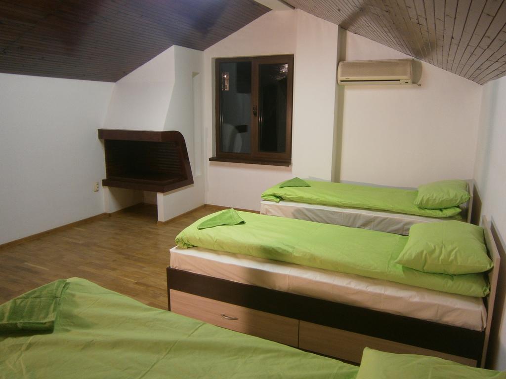 Ivory Tower Hostel صوفيا المظهر الخارجي الصورة