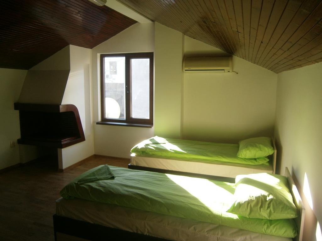 Ivory Tower Hostel صوفيا المظهر الخارجي الصورة