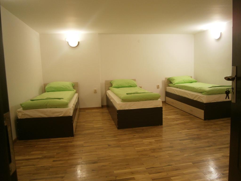 Ivory Tower Hostel صوفيا المظهر الخارجي الصورة