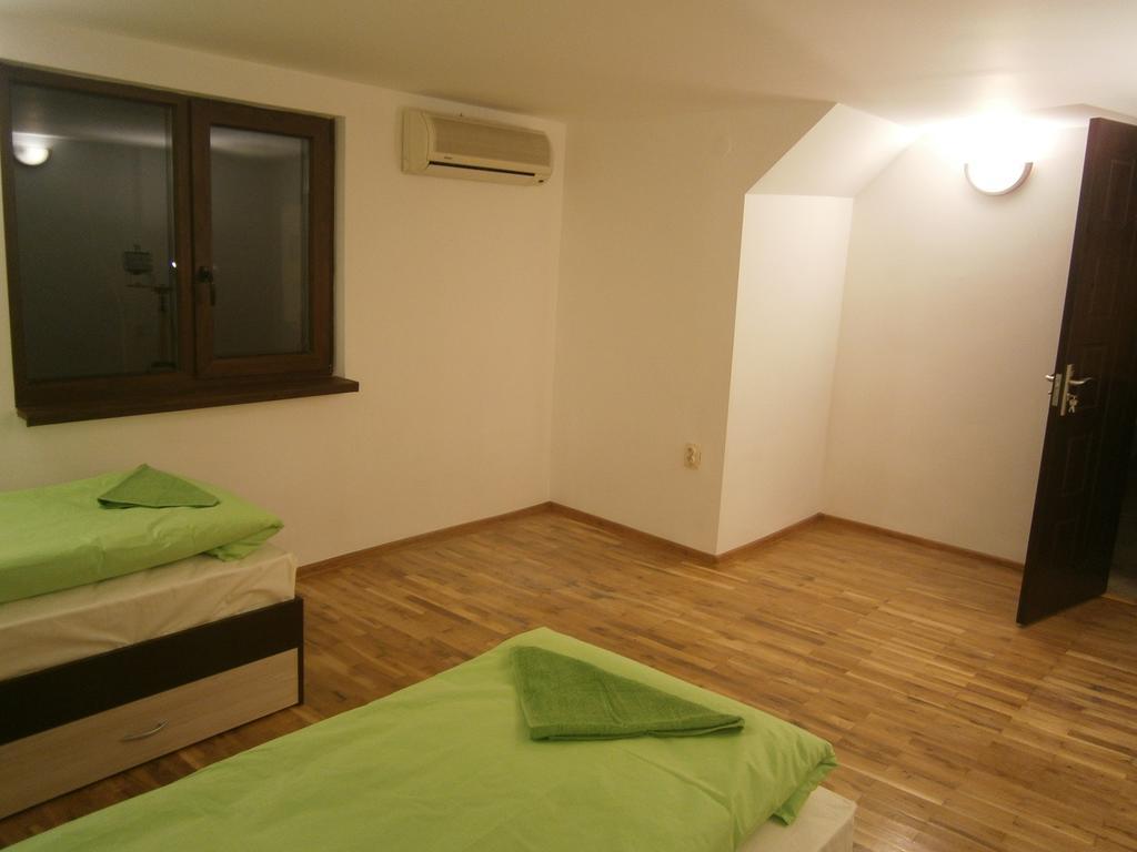 Ivory Tower Hostel صوفيا المظهر الخارجي الصورة